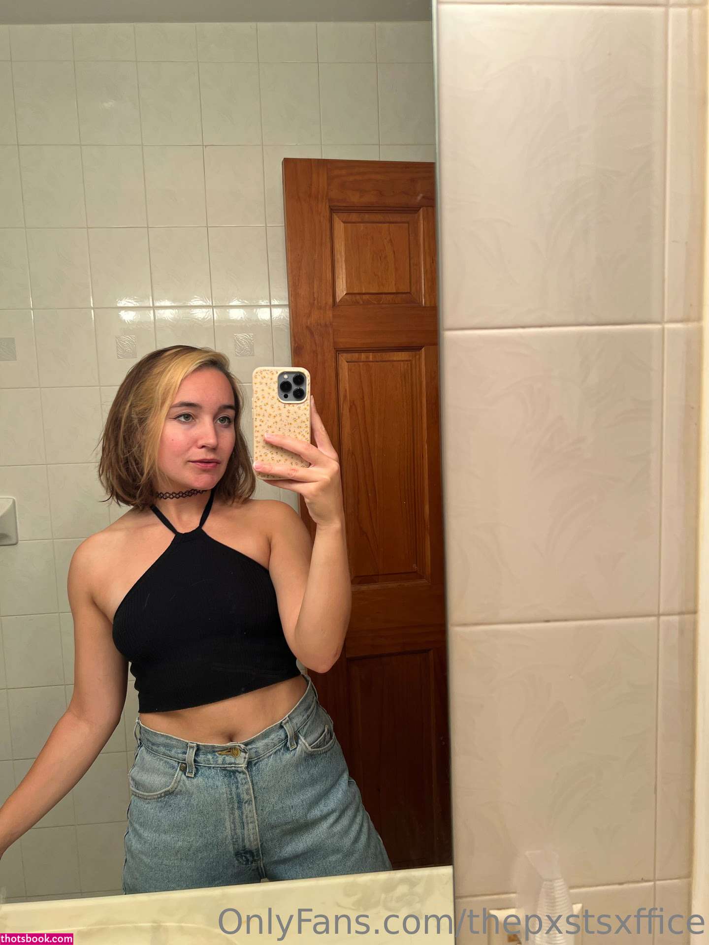 Erin Postsoffice Photo #138