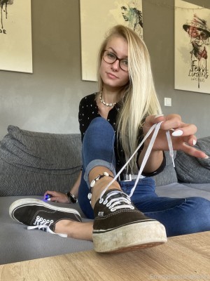 Emmysfeetandsocks Post #10