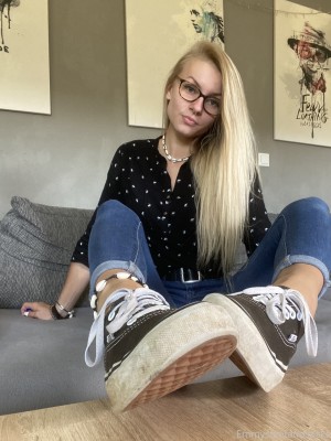 Emmysfeetandsocks Photo #128