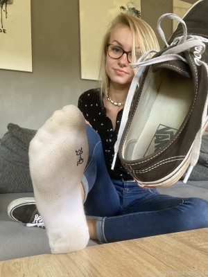 Emmysfeetandsocks Photo #132