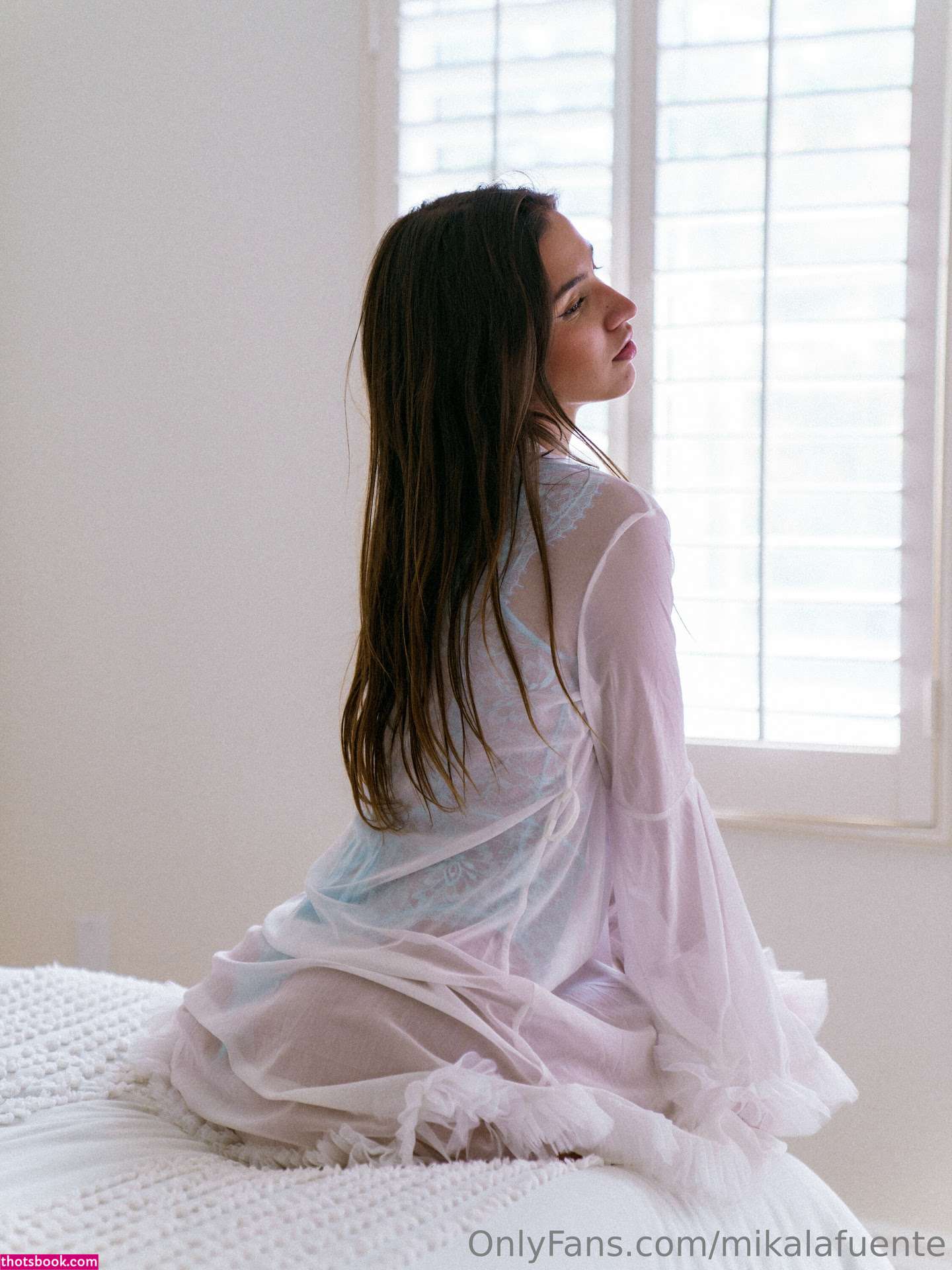 Mikaela Lafuente Photo #953