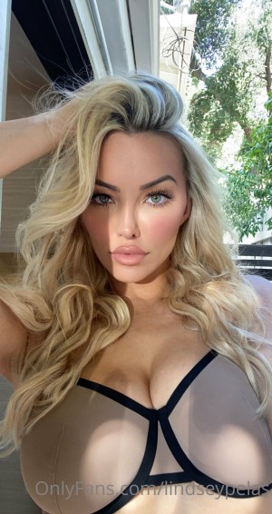 Lindsey Pelas Photo #1126