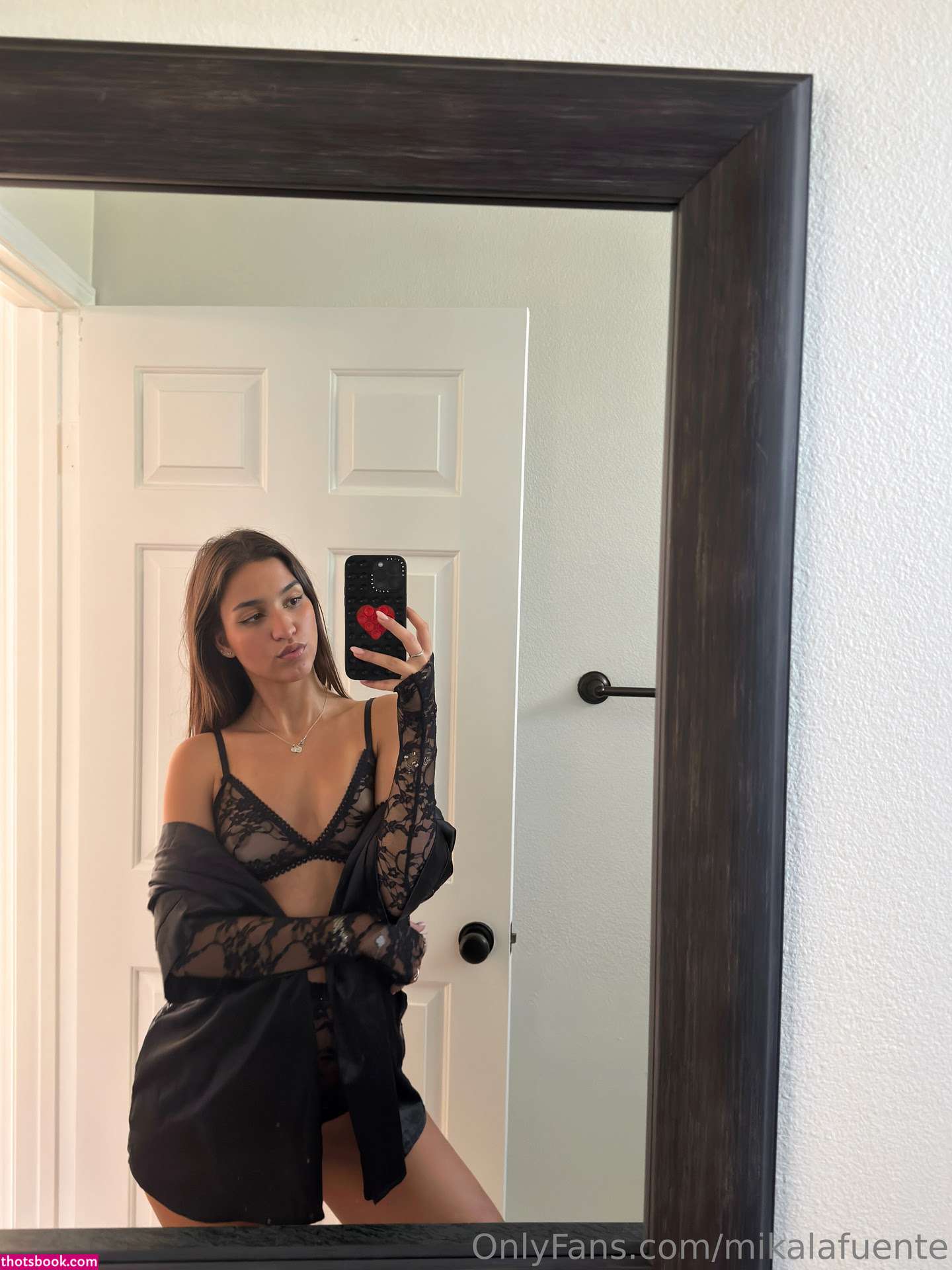 Mikaela Lafuente Photo #1166