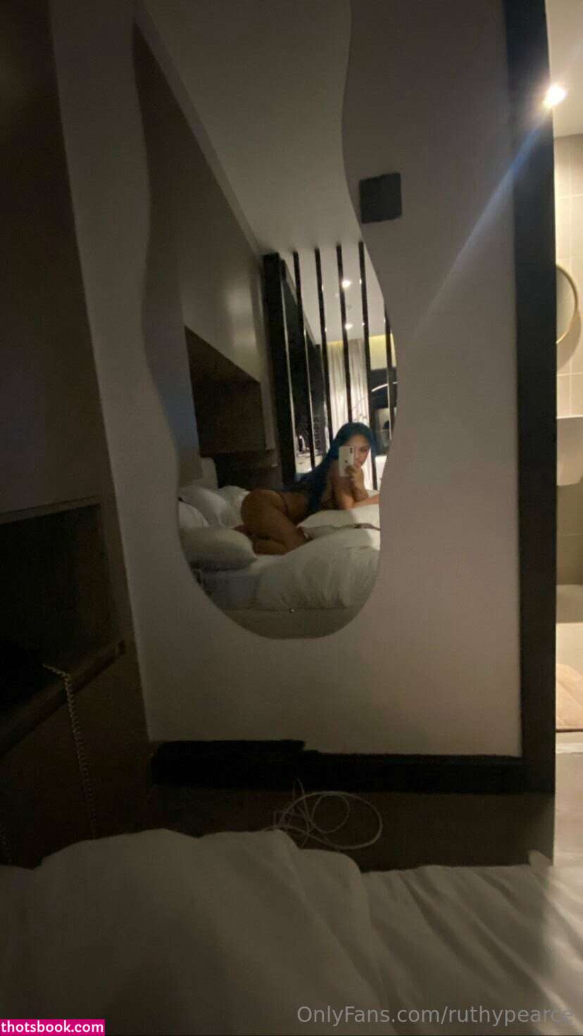 Ruthy Pearce Photo #18