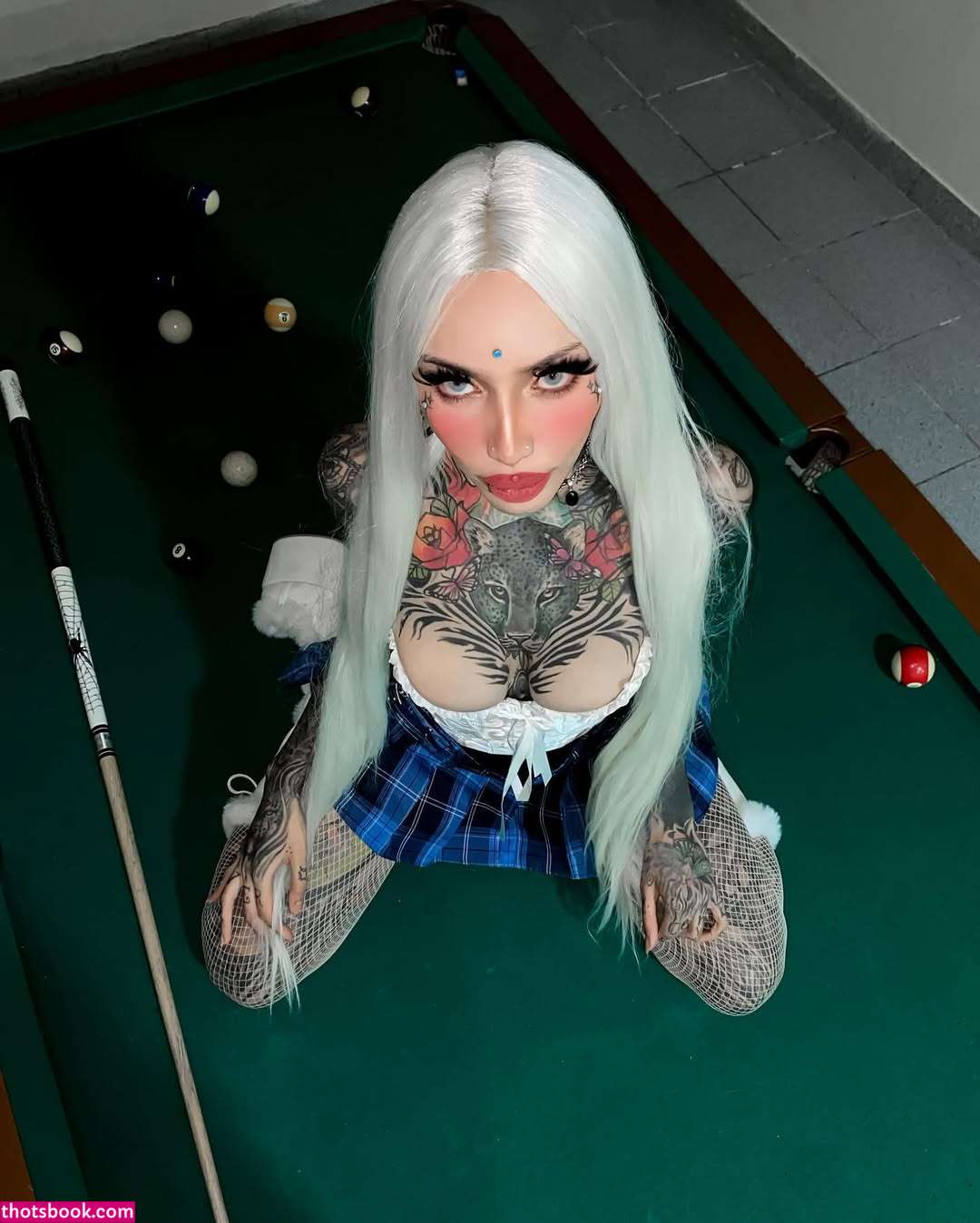 Divinajuventu Photo #4