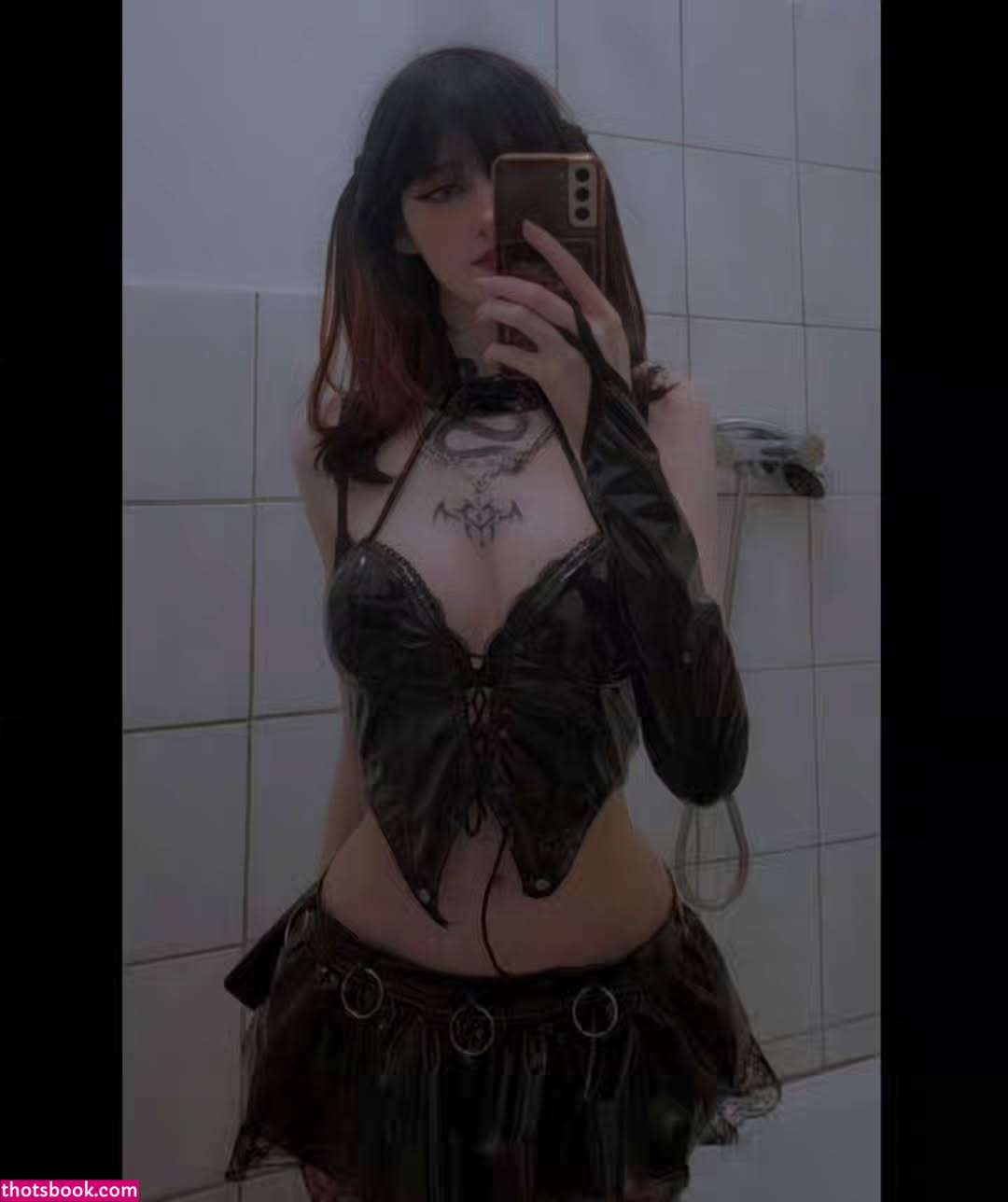 Sm0ltiddym0thgf Photo #7