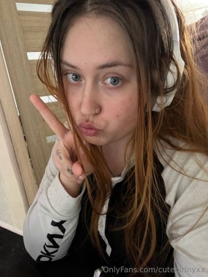 cutegirlnyxx Photo #1