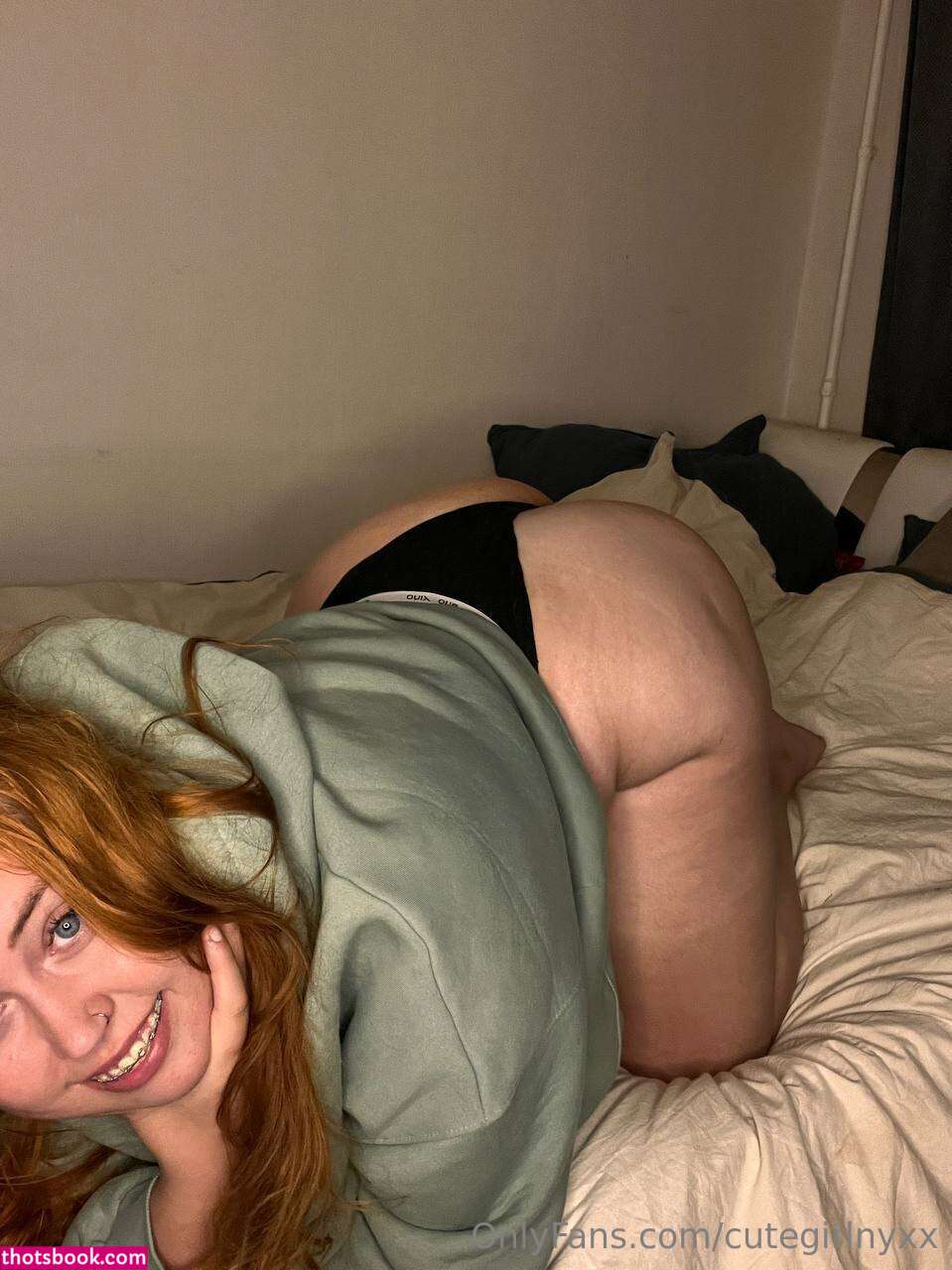 cutegirlnyxx Photo #10