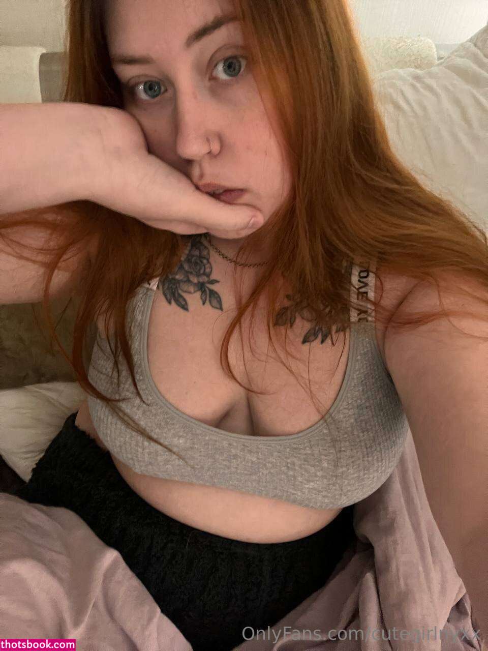 cutegirlnyxx Photo #18