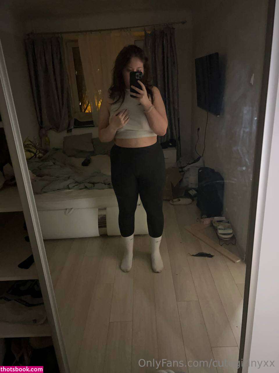 cutegirlnyxx Photo #20