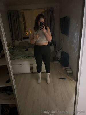 cutegirlnyxx Photo #20