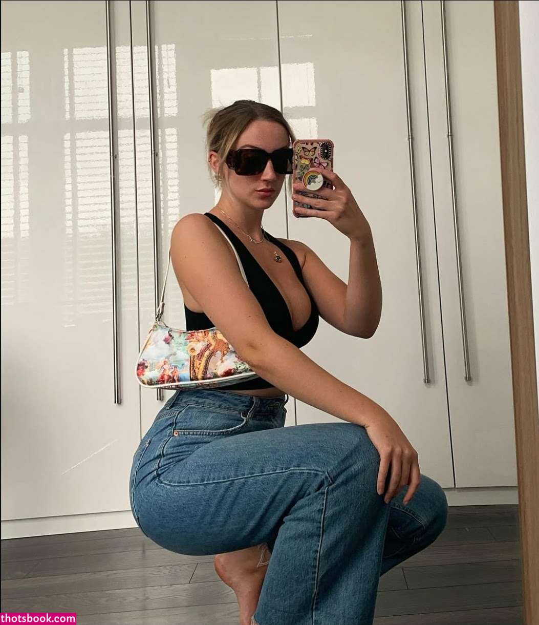 lucyagreen Photo #34