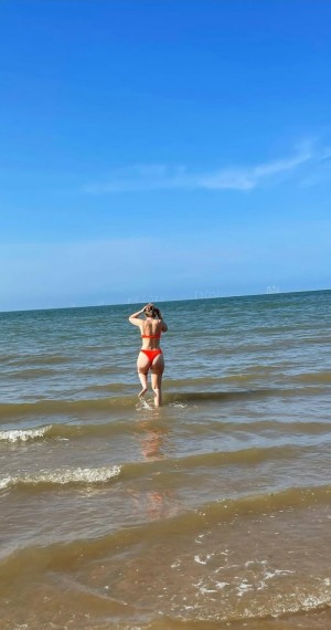 lucyagreen Photo #35