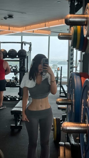 Mikaela Testa Photo #472