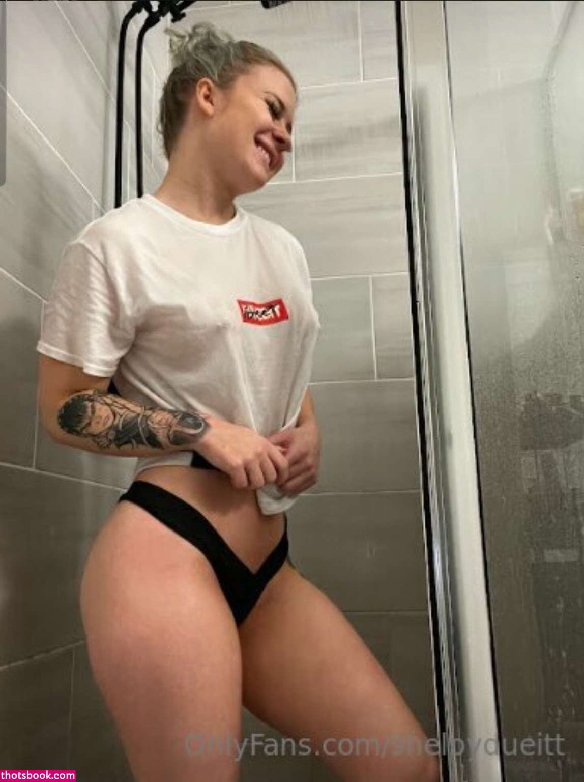 Shelby Dueitt Photo #192