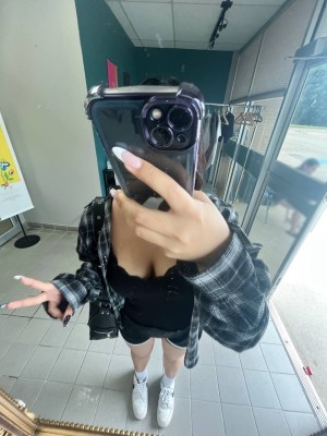 Qwerty Xxm Photo #25