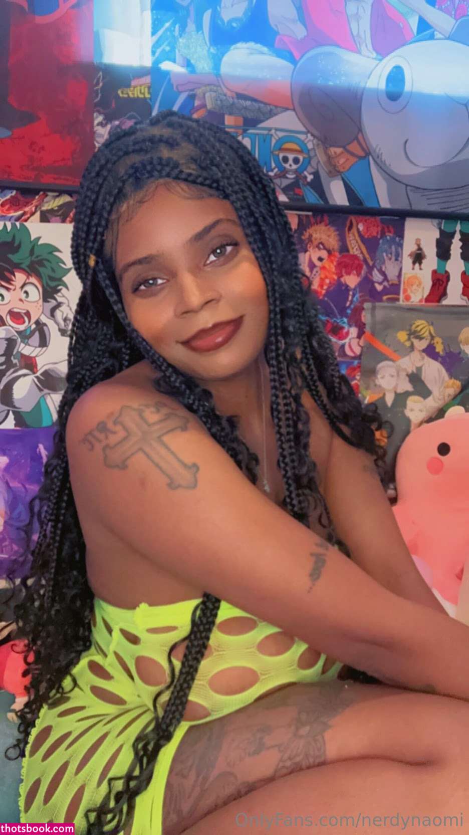 nerdynaomi Photo #28