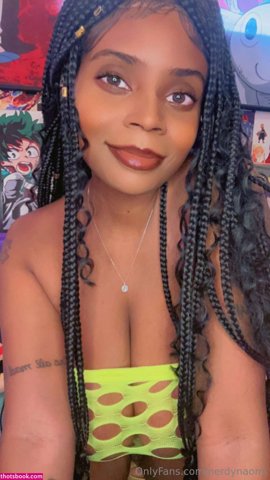 nerdynaomi Photo #29