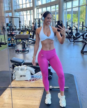 Savannah Pesante Photo #9