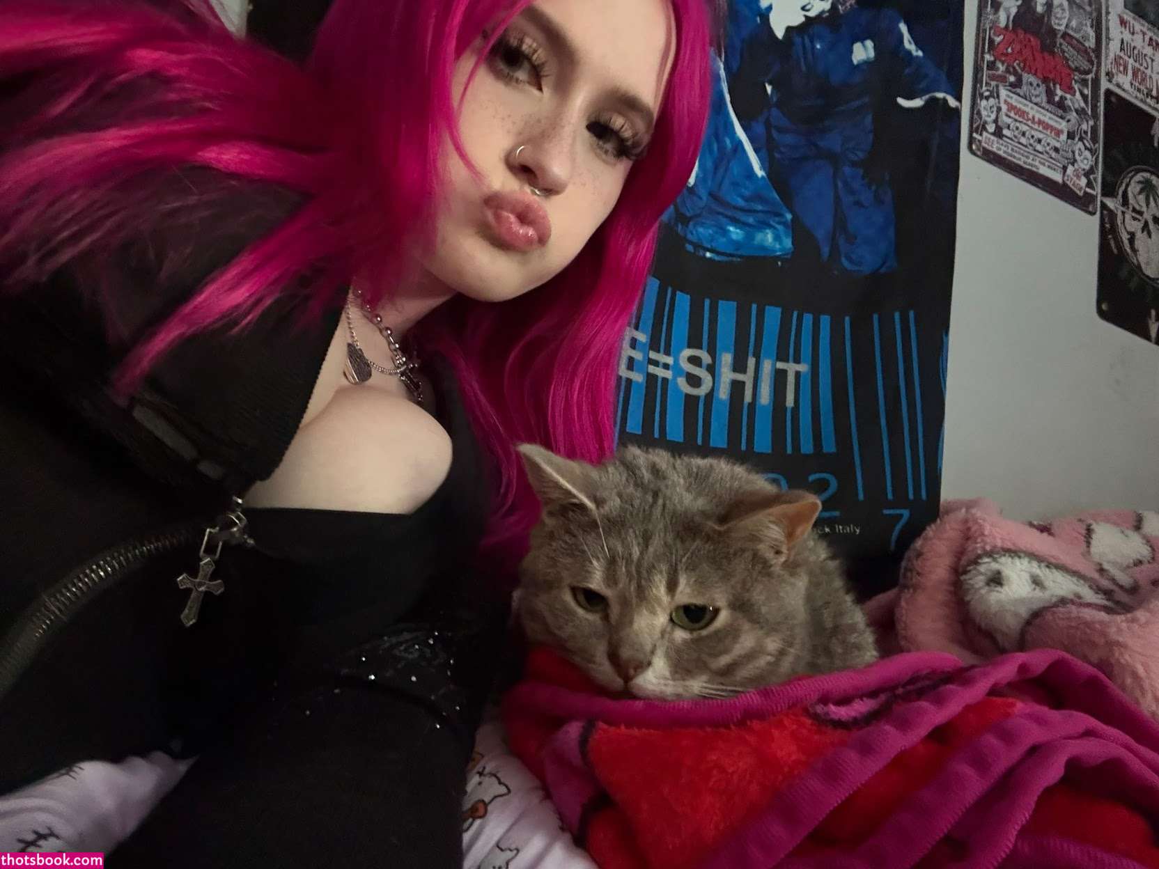 urpinkproblem Photo #13