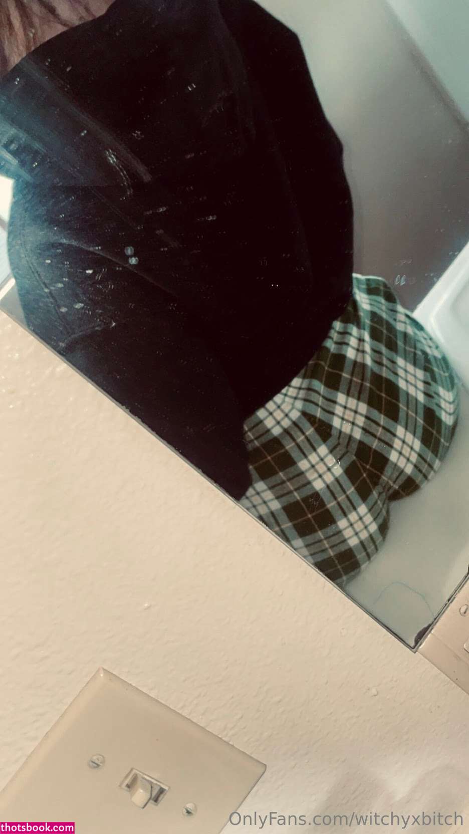 witchyxbitch Photo #19