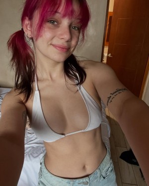 Cheyenne Hay Photo #8