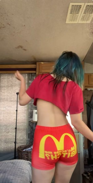 Cheyenne Hay Photo #14