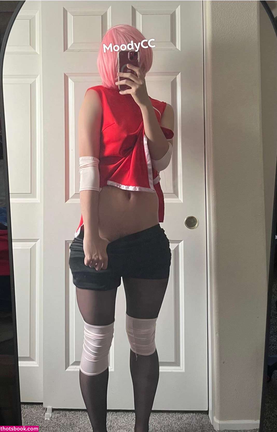 Moodycc Photo #39