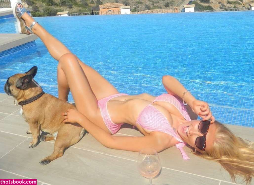 aliceamberrr Photo #12