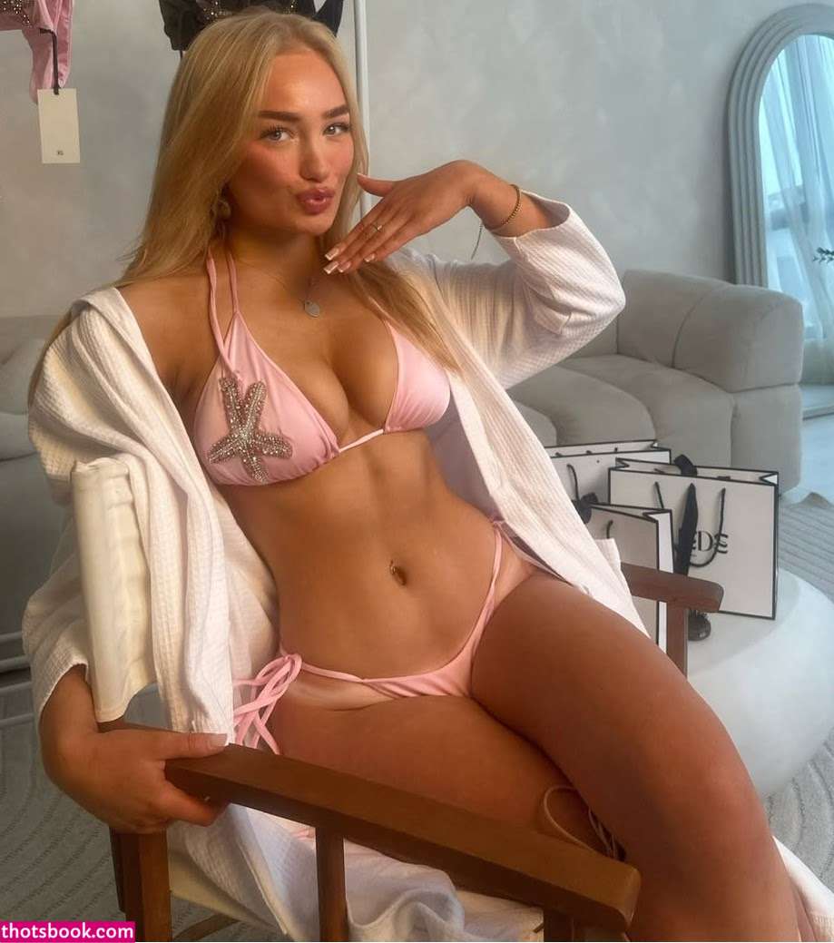 aliceamberrr Photo #13