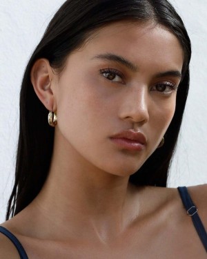 Amanda Sebastian Photo #31