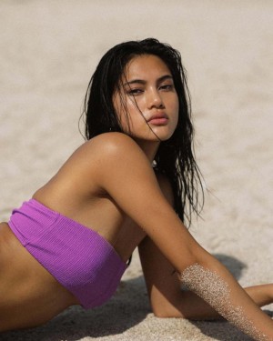 Amanda Sebastian Photo #38