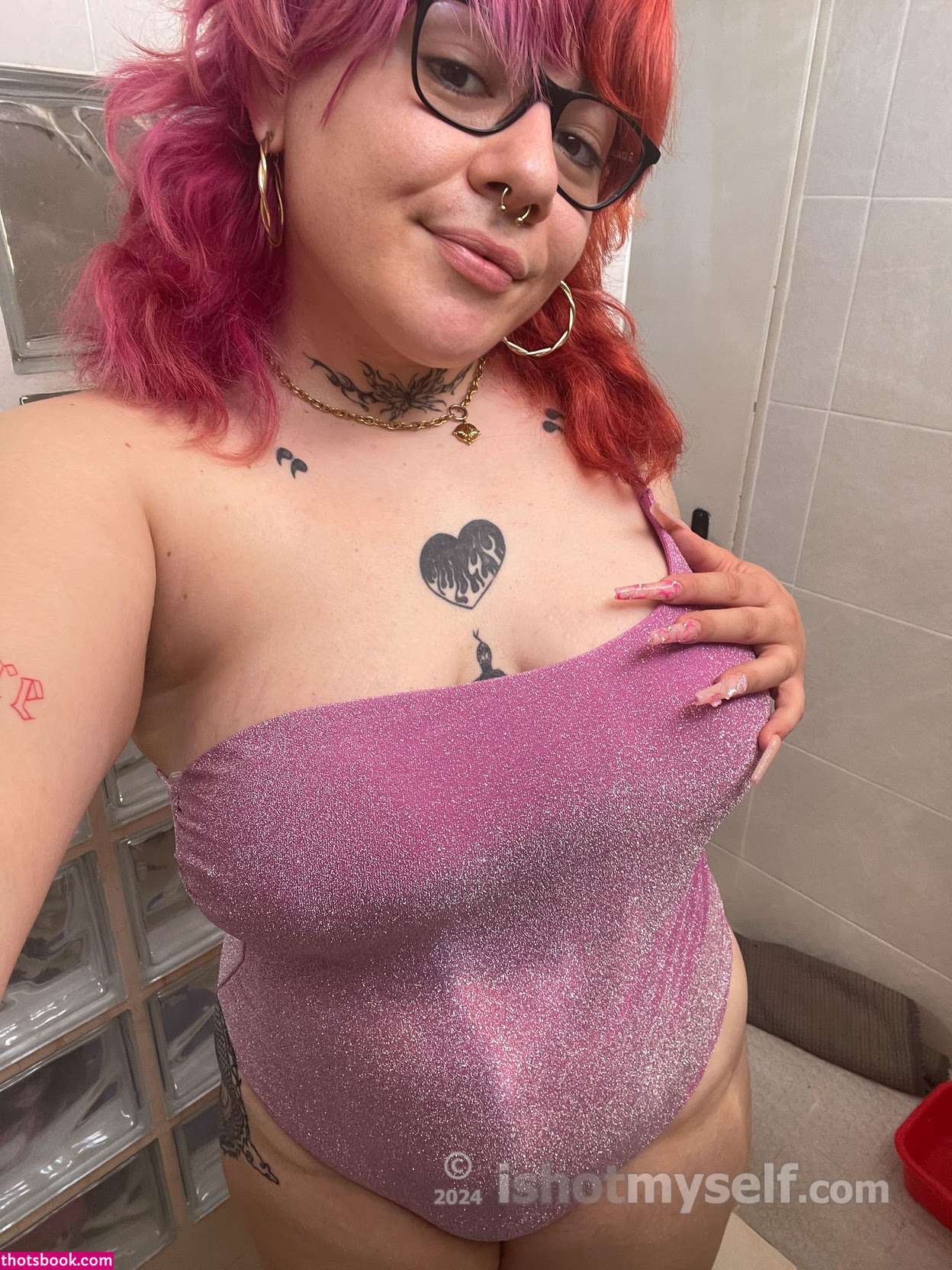 Clara Corvie Photo #34