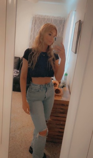 Kaitlyn Carothers Photo #18