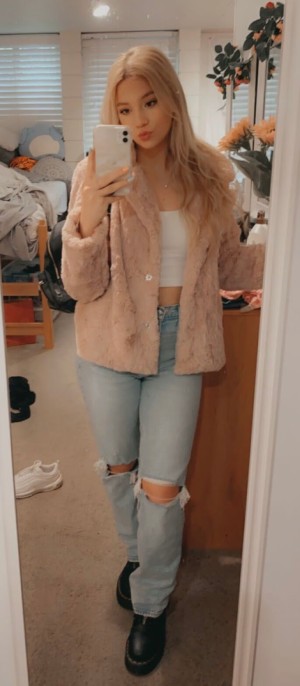 Kaitlyn Carothers Photo #25