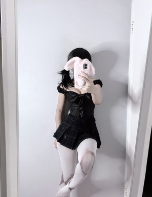 Milkiewaifu Photo #11