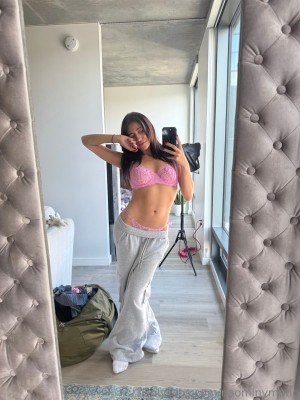 naominympho Photo #32