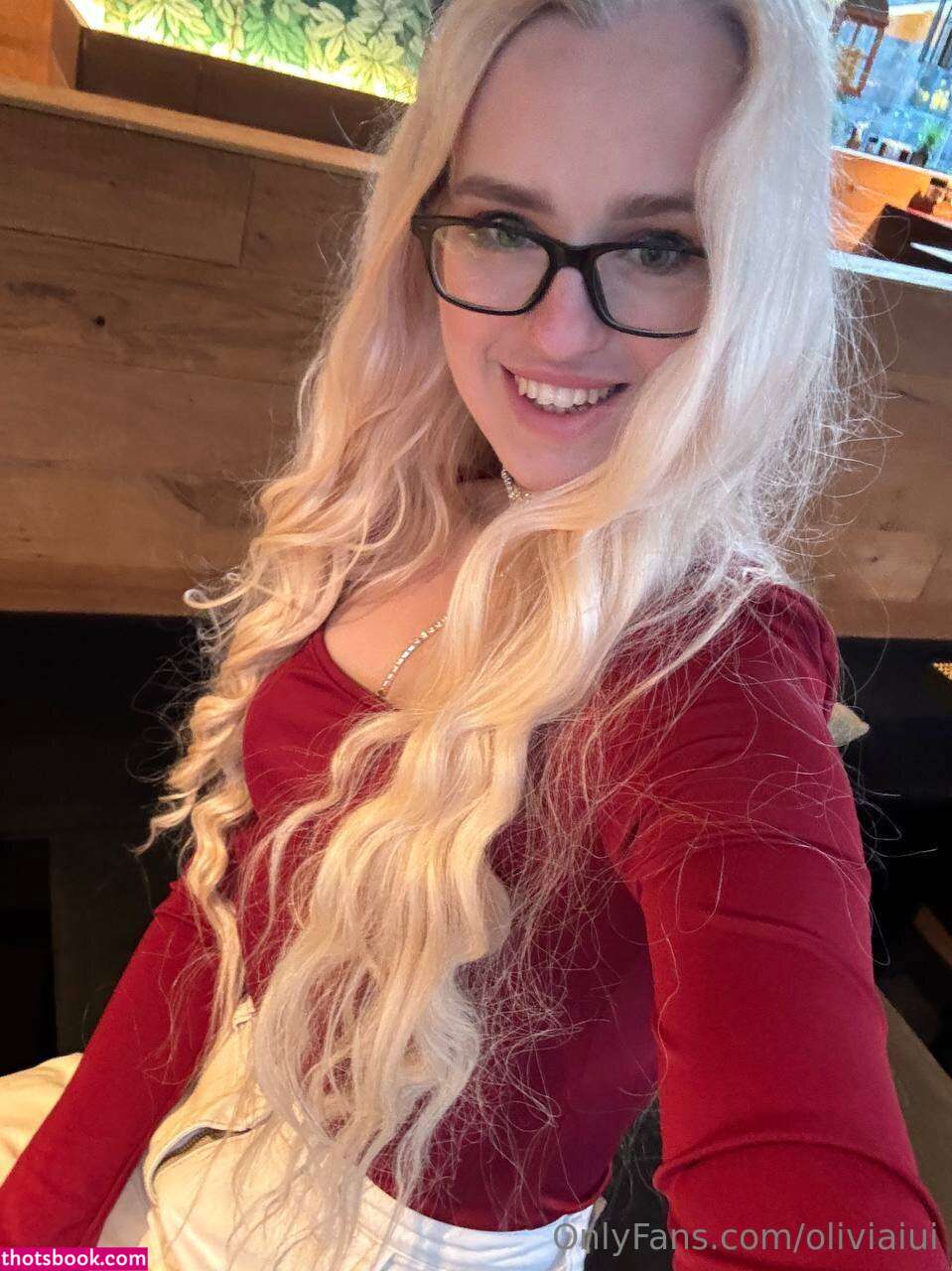 oliviaiui Photo #10
