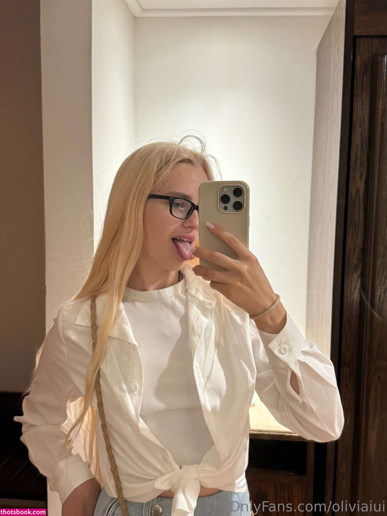 oliviaiui Photo #32