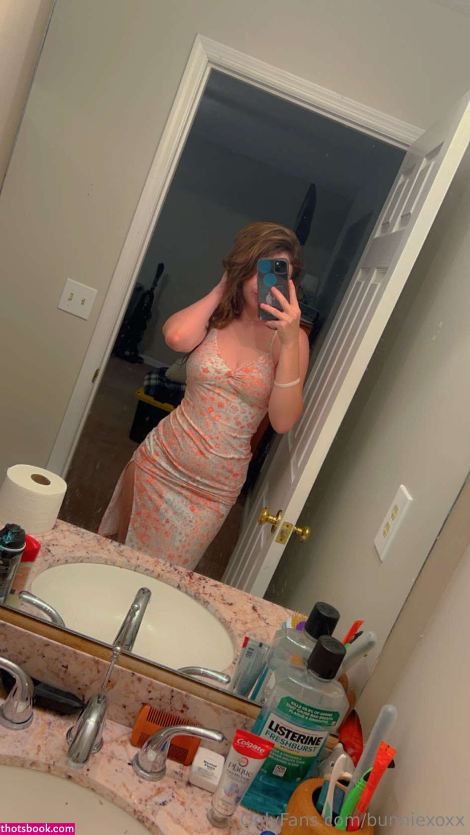 scarletsinxo Photo #30