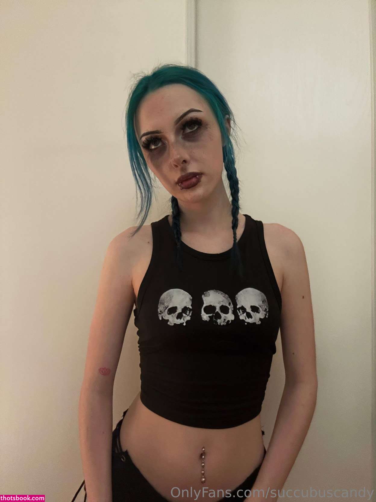 succubuscandy Photo #10