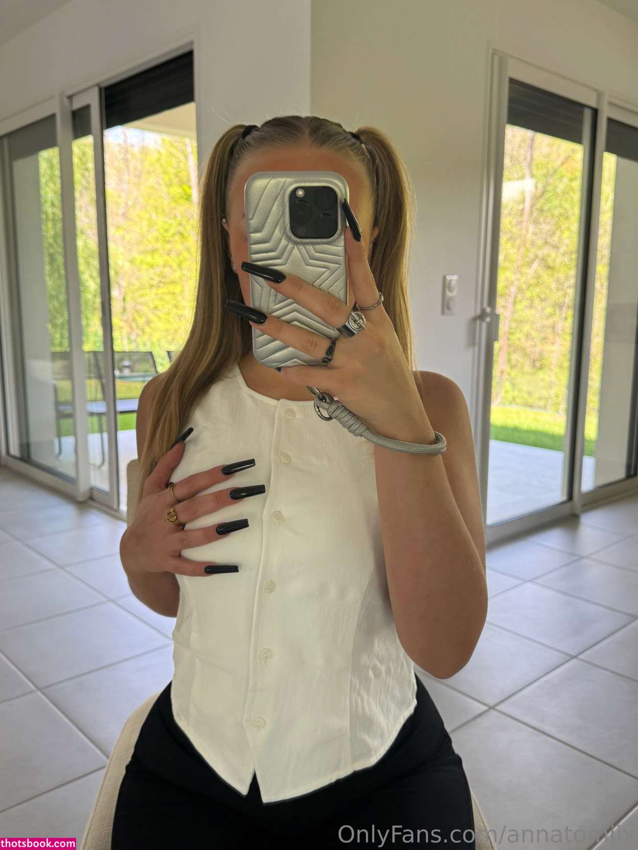 annatomiix Photo #33