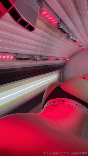 elliejonez69 Photo #12