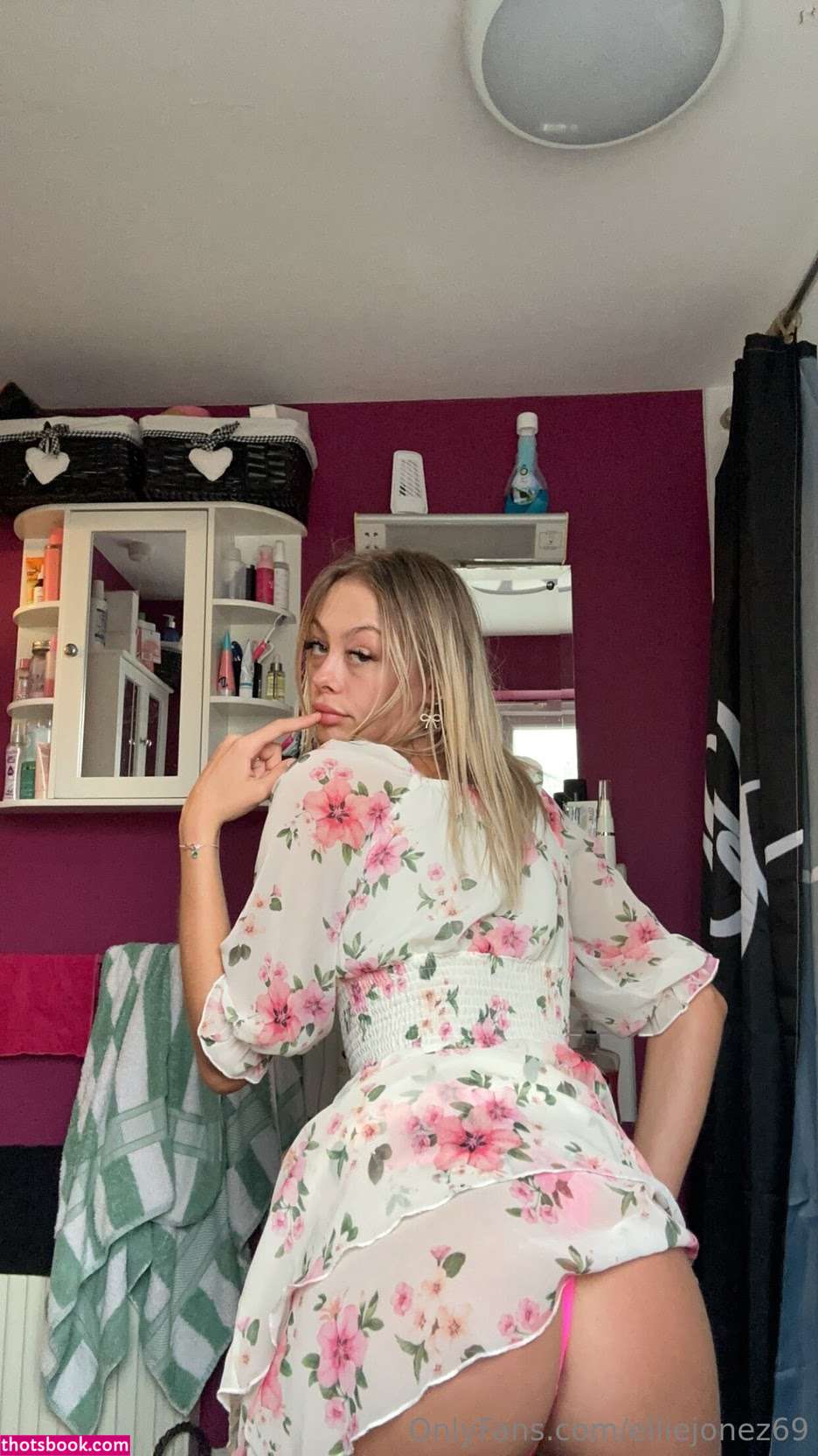 elliejonez69 Photo #31