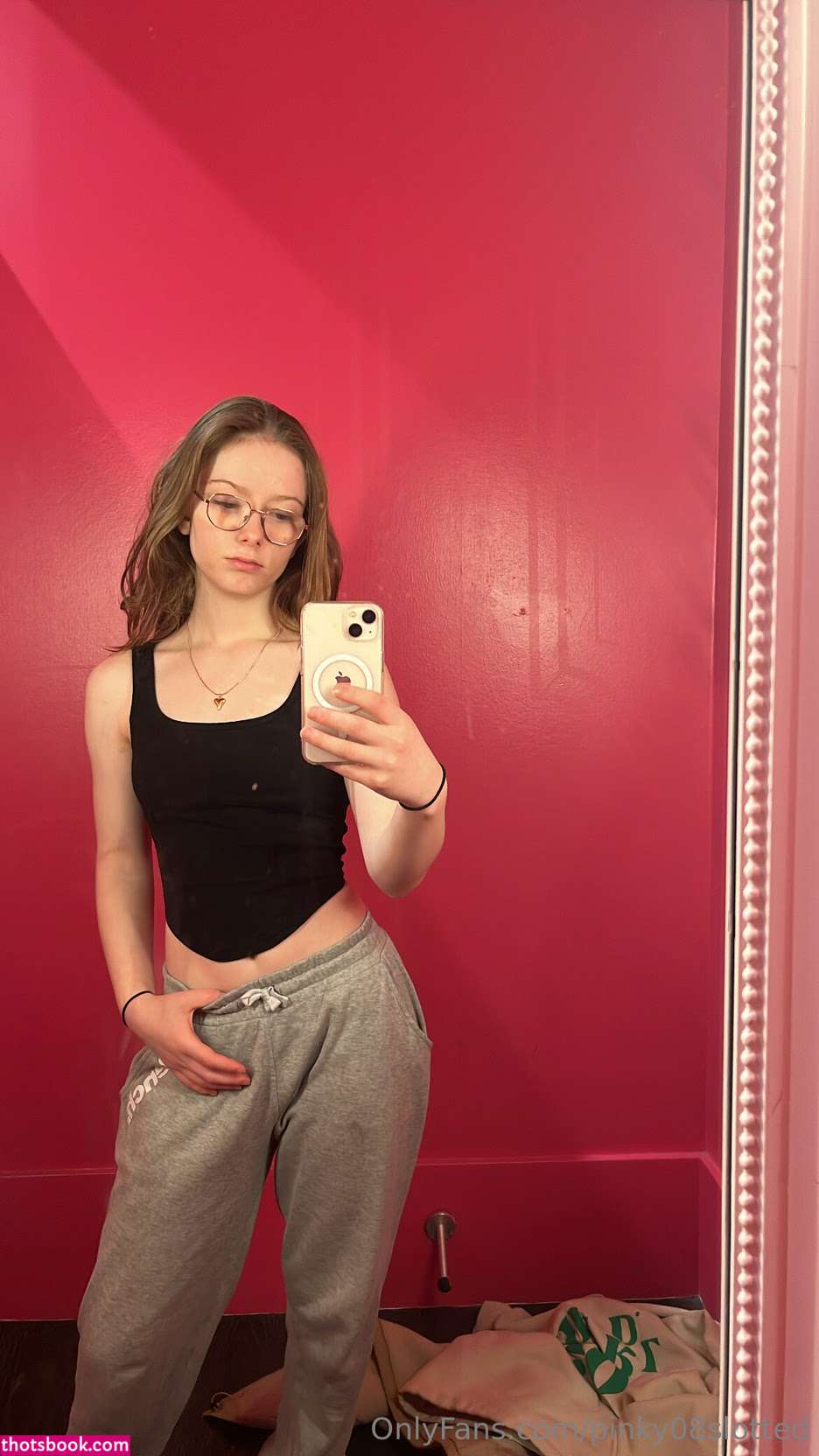 pinky08slotted Photo #1