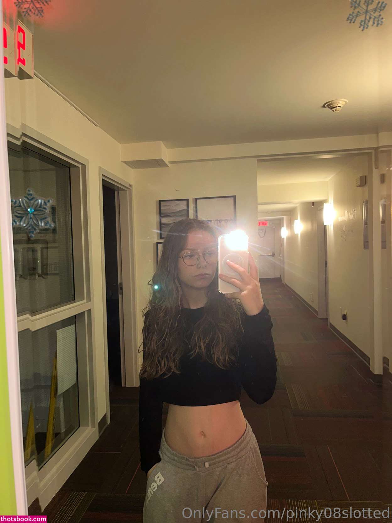 pinky08slotted Photo #20