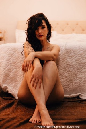 Aline Curti Photo #17