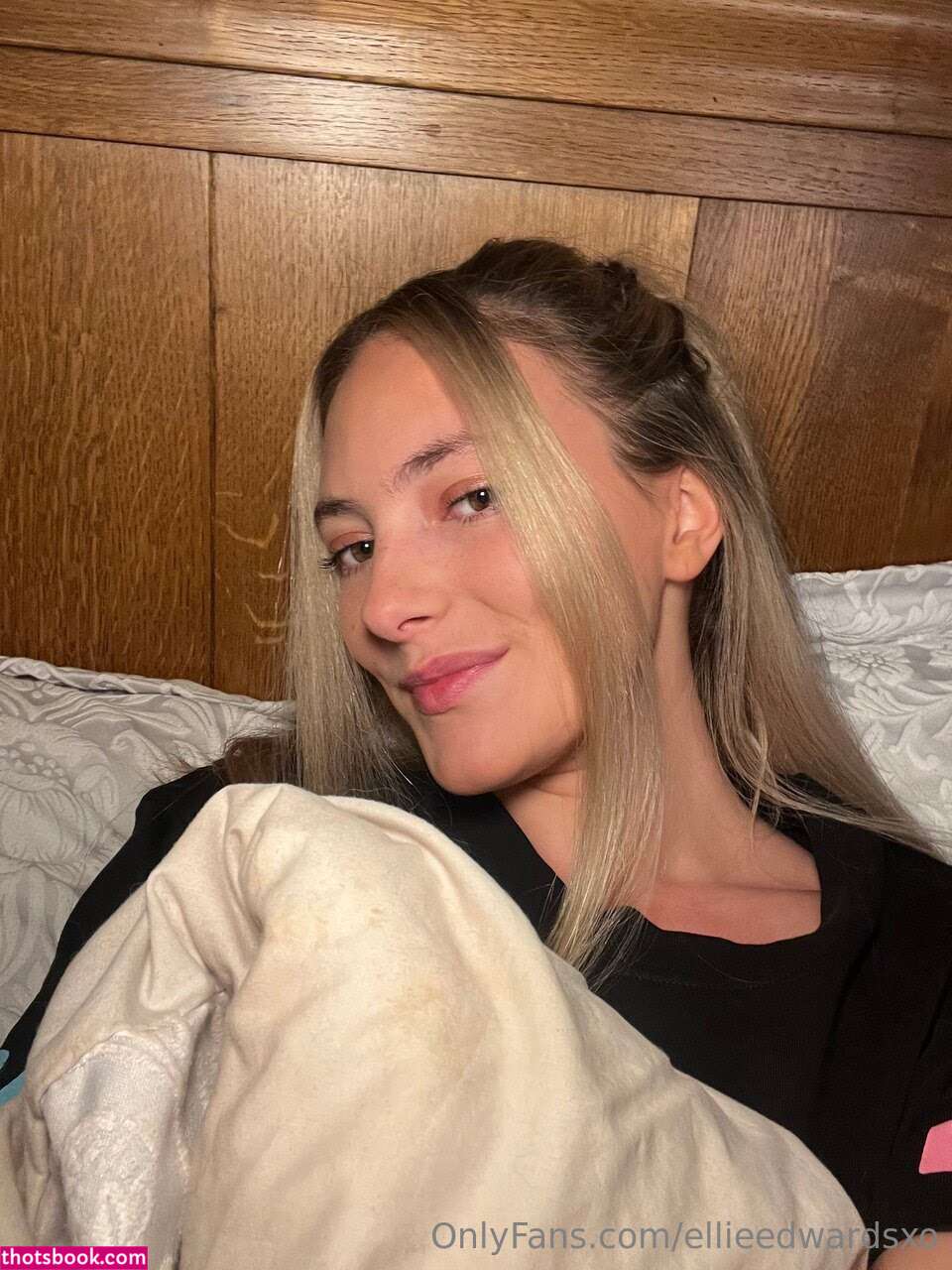 Ellie Edwards Photo #32