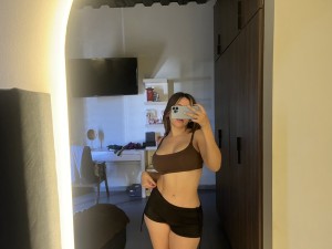 Kim Estrada Photo #4