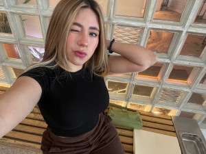 Kim Estrada Photo #23